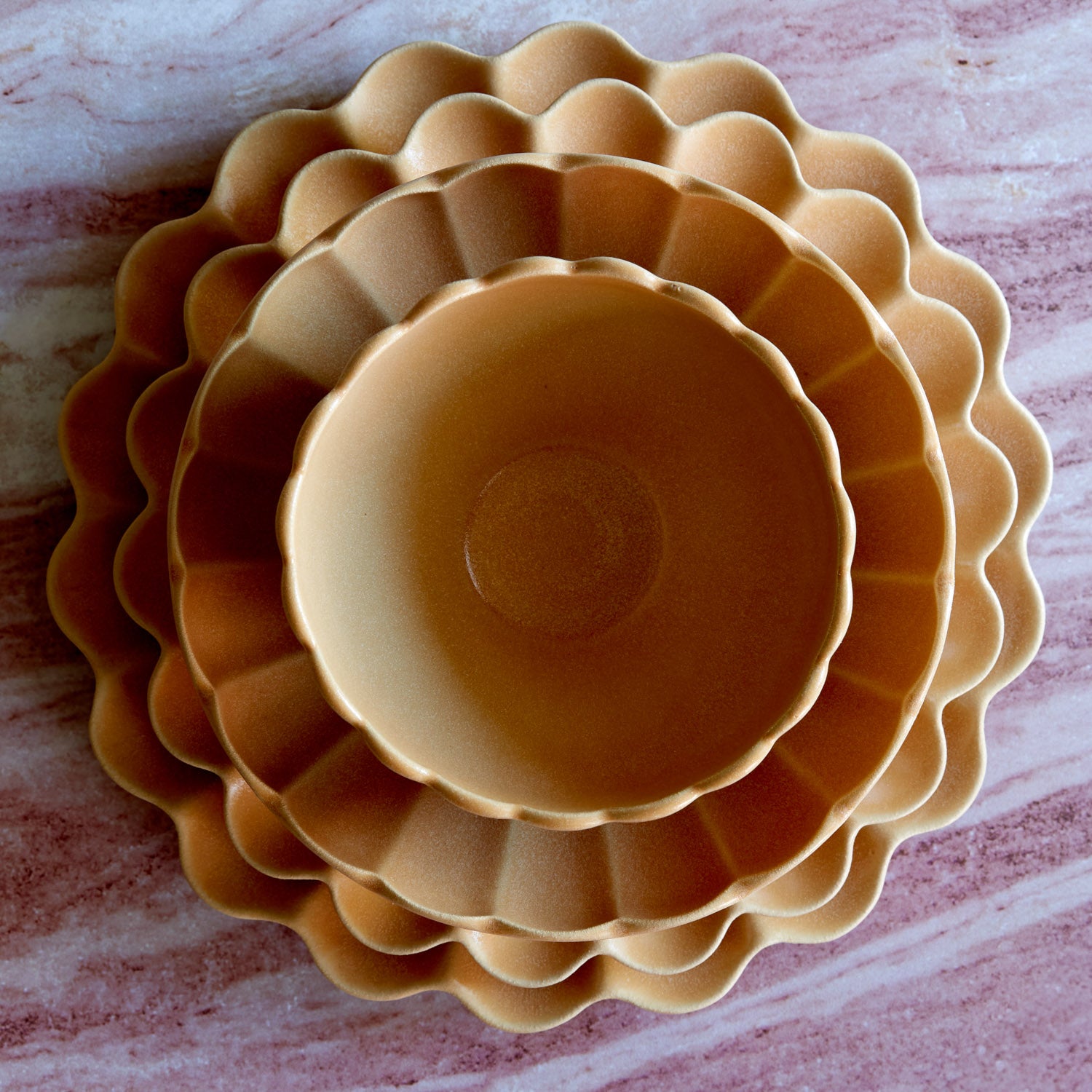 Dhalia Stoneware Bowl, Set of 4 (Camel)