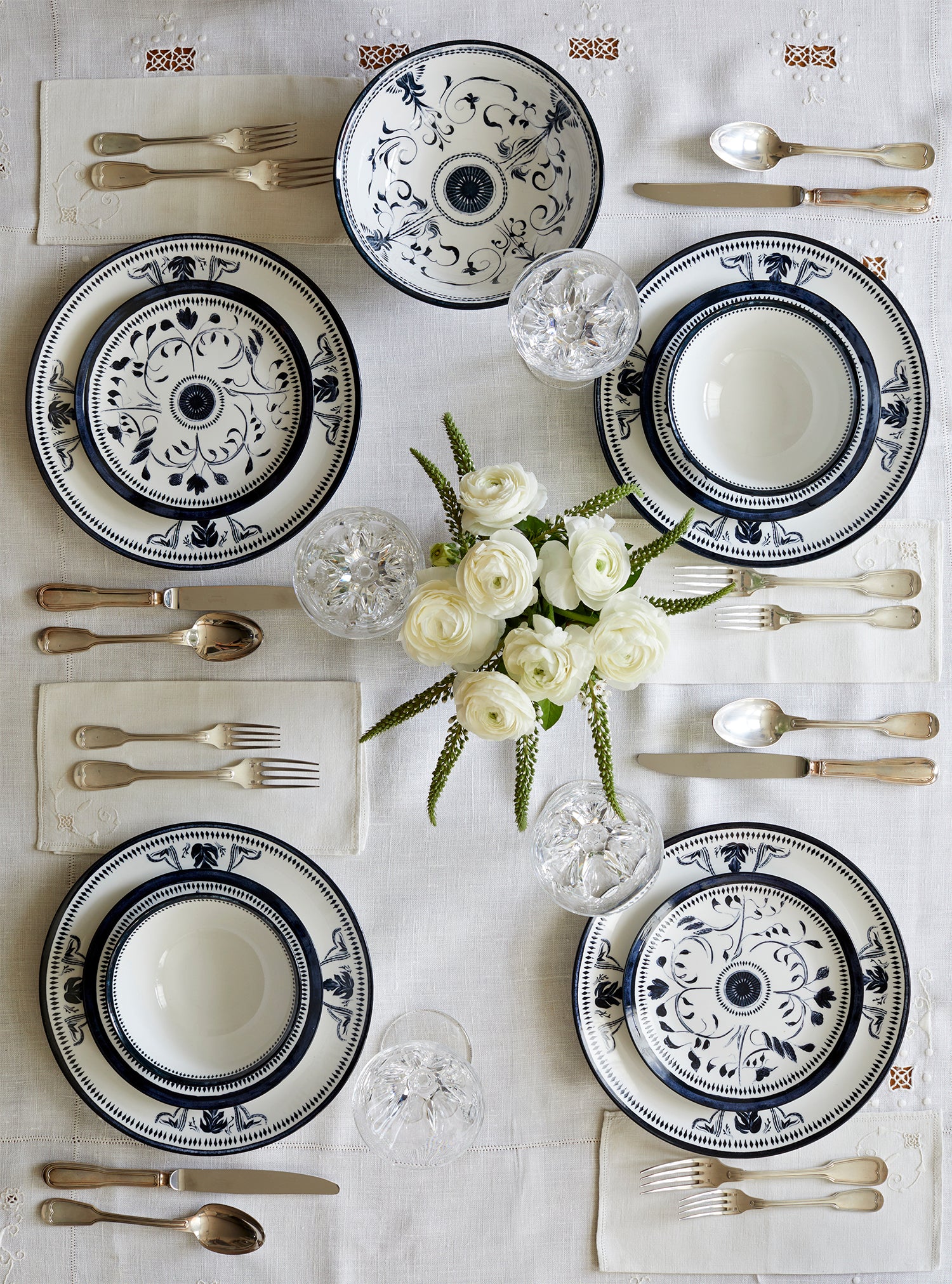 Bruges Porcelain Dinner Plate, Set of 4