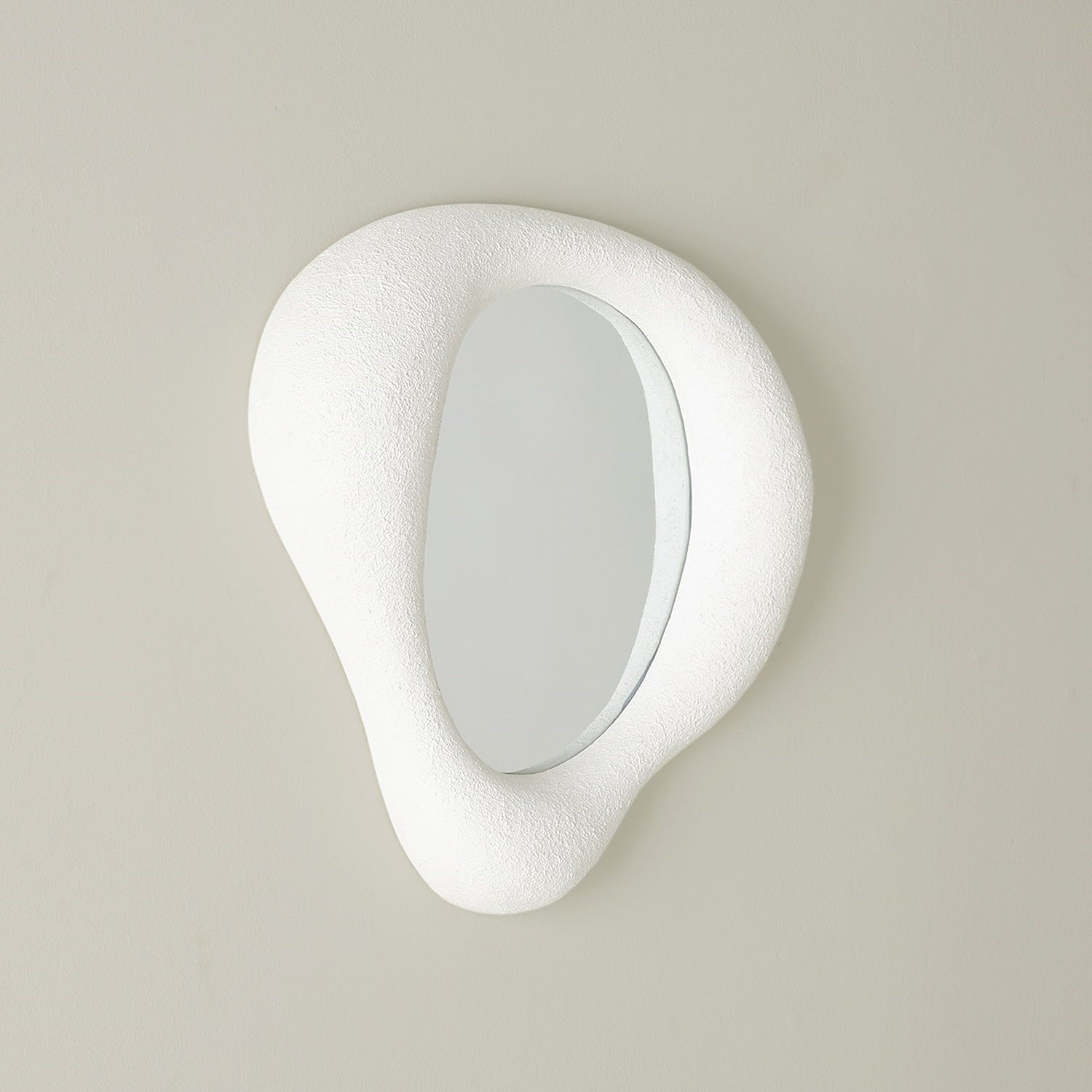 Amorphous Organic Mirror (Medium)