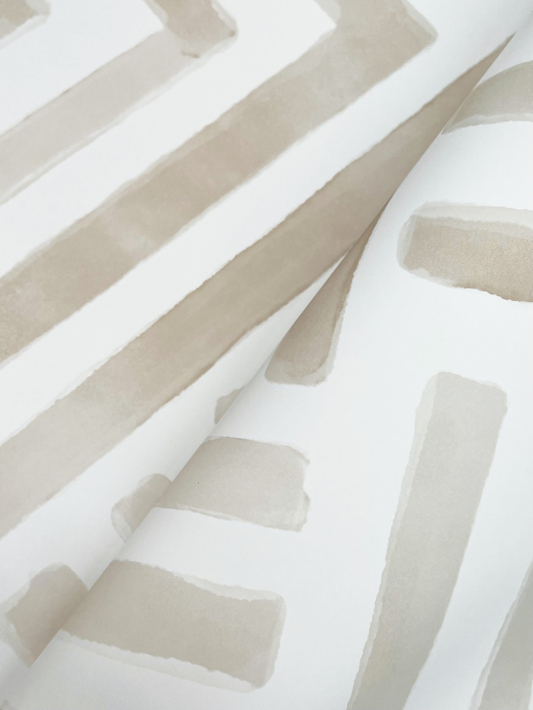 Painterly Labyrinth Wallpaper (Light Neutral)