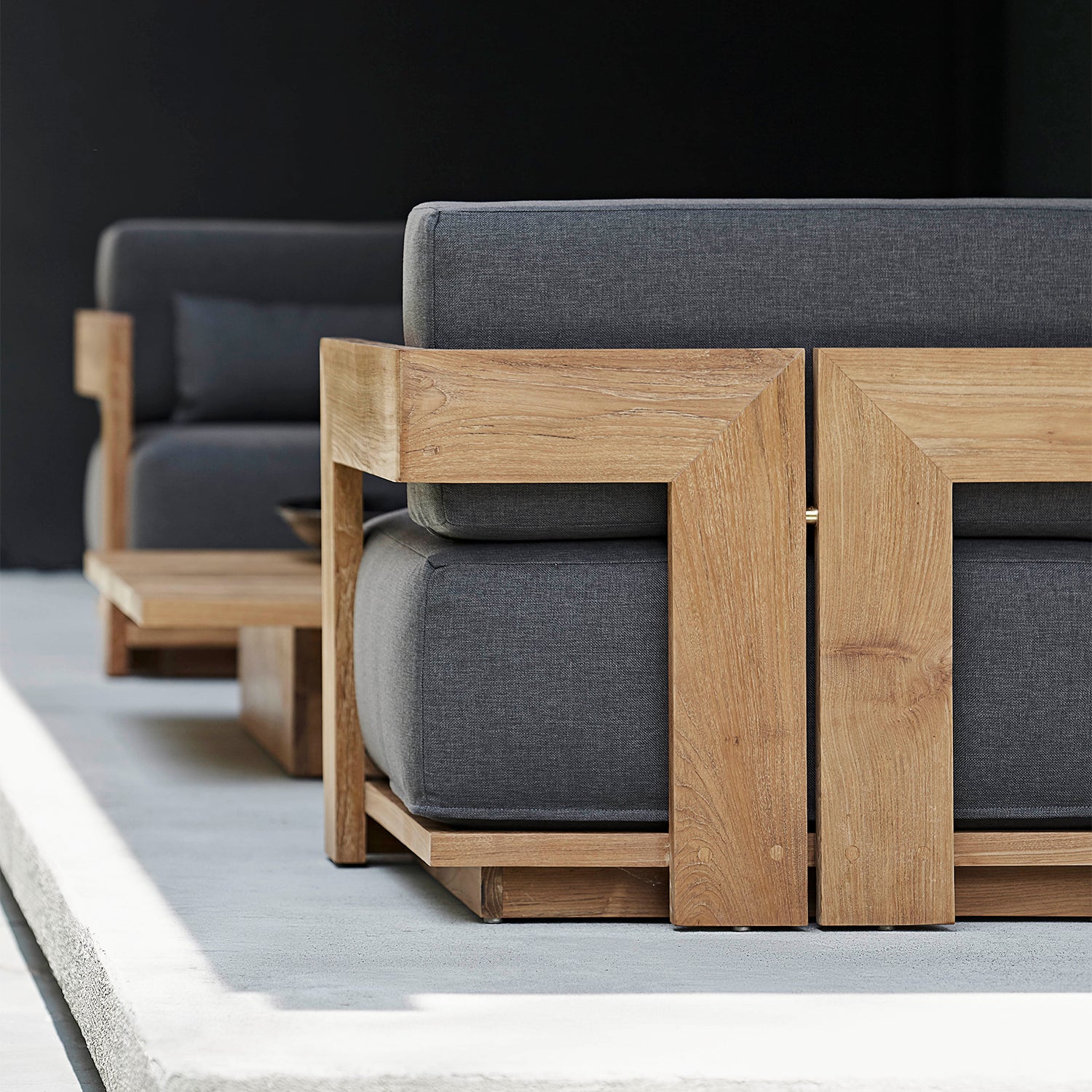 S2 Teak Lounge Chair