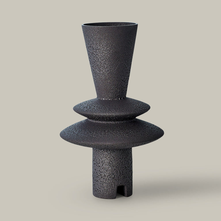 Adelyn Geometric Vase (Black)