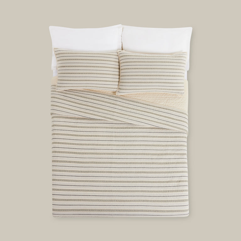 Lucien Quilt Collection