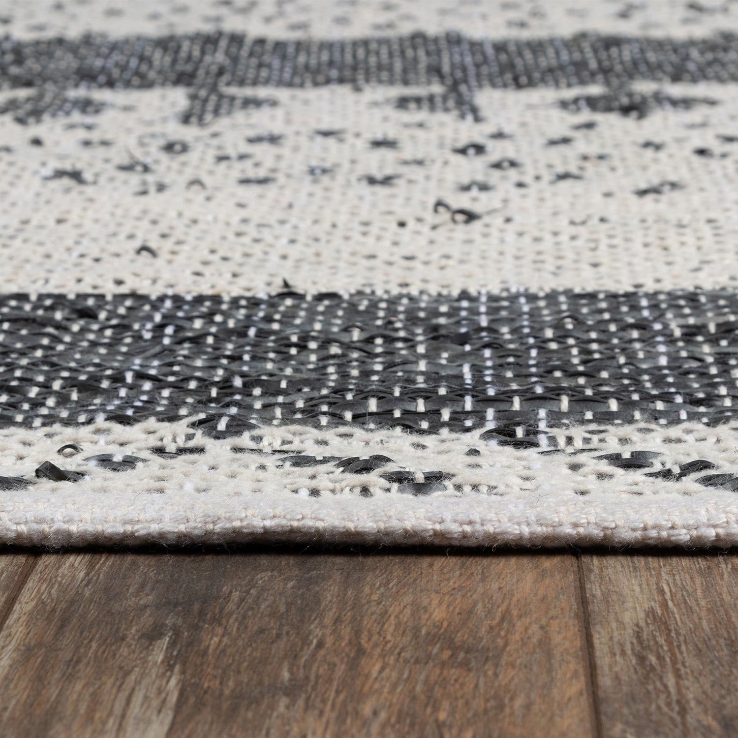 Chantilly Outdoor Rug