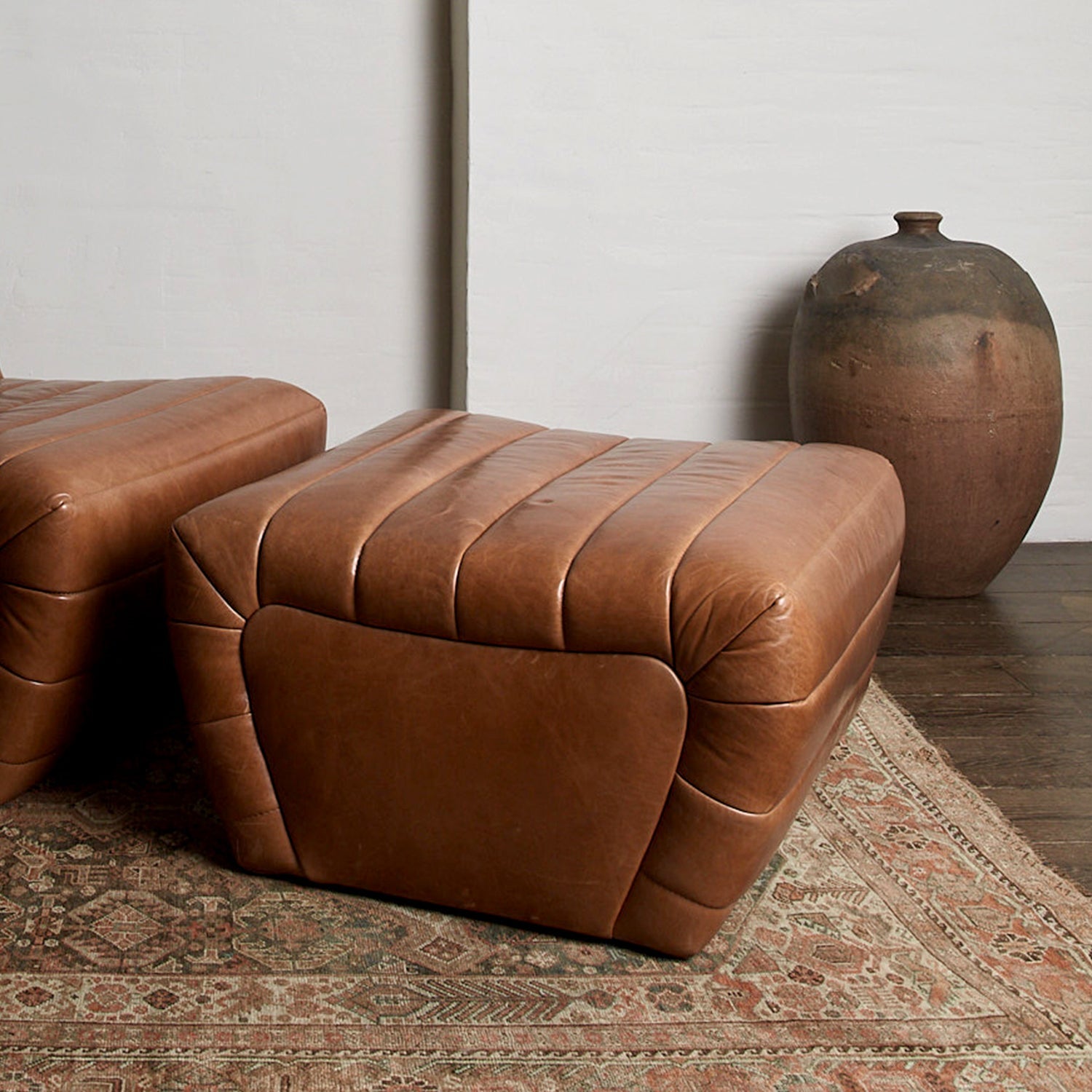 Brunoy Ottoman (Leather)