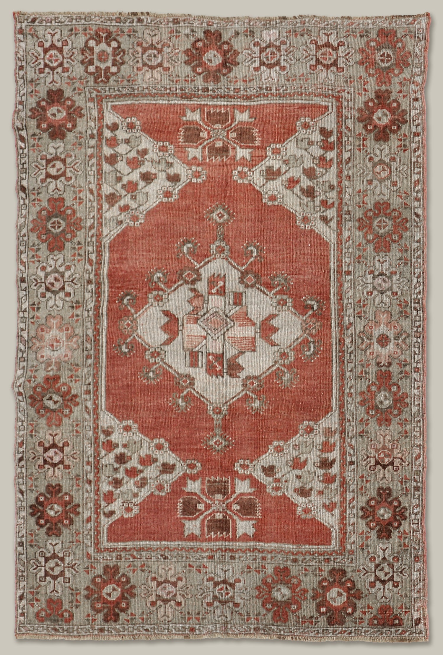 Vintage 1960's Anatolian rug - 4'10" X 6'3"