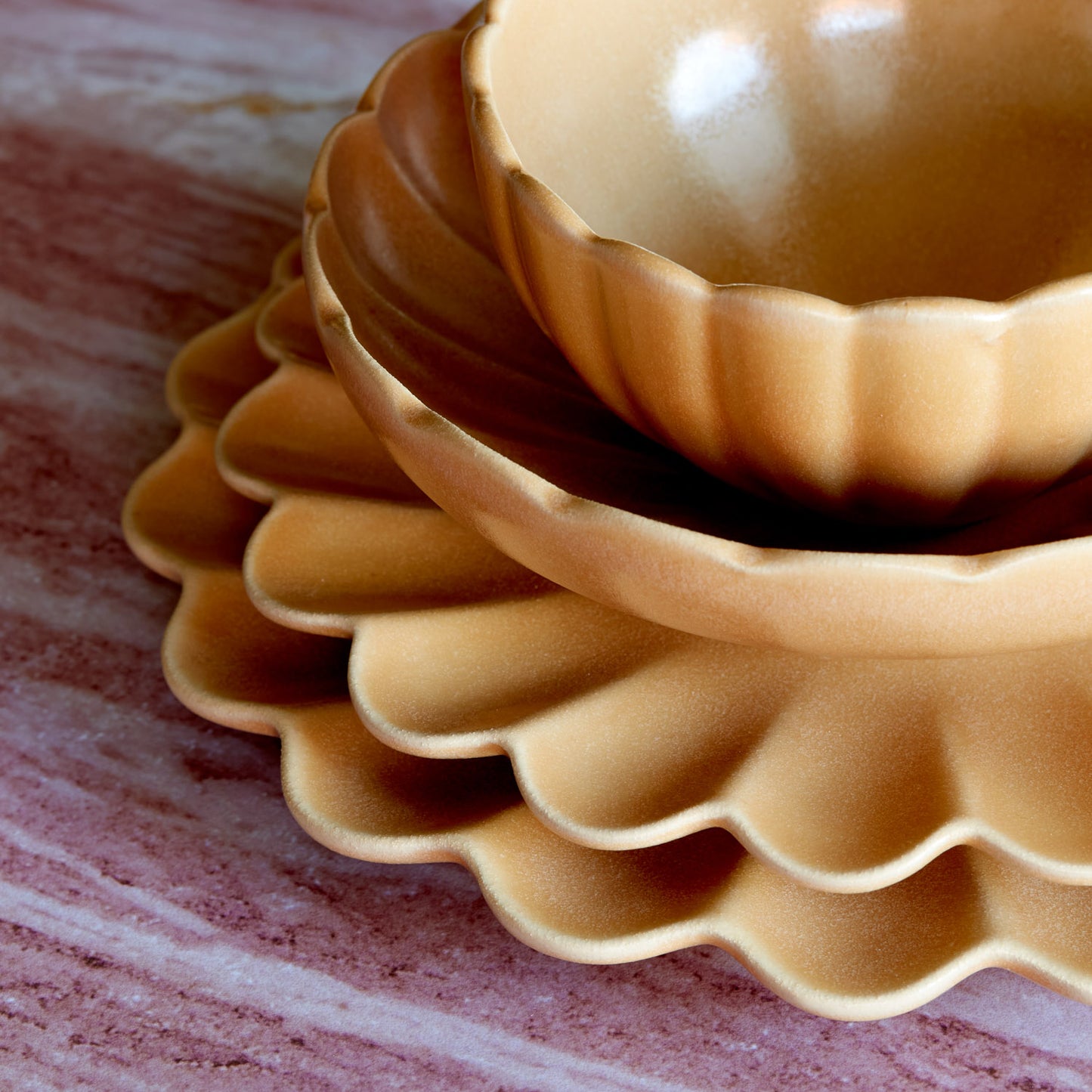 Dhalia Stoneware Pasta Bowl, Set of 4 (Camel) - Preorder