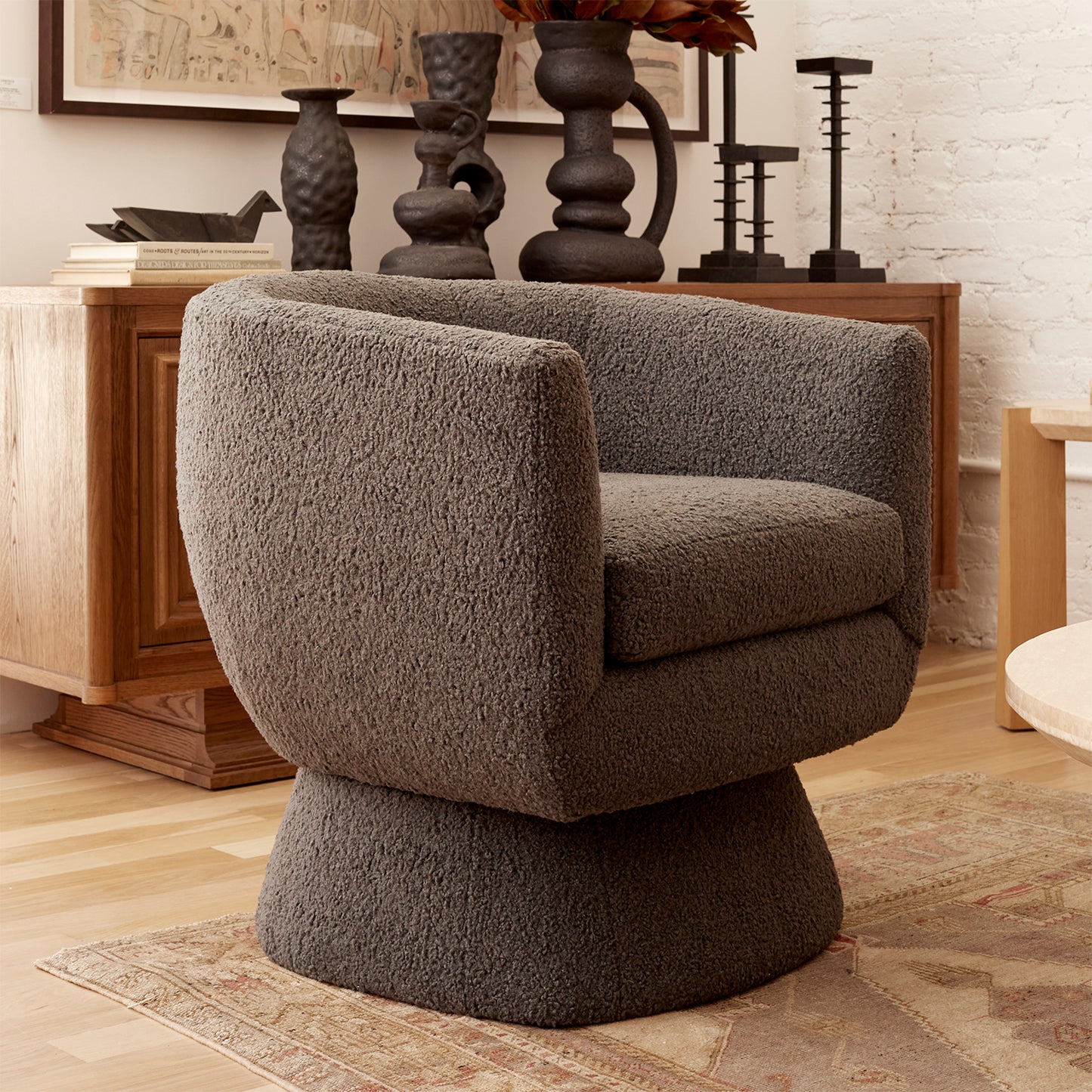 Arago Swivel Chair in Charcoal Sheepskin