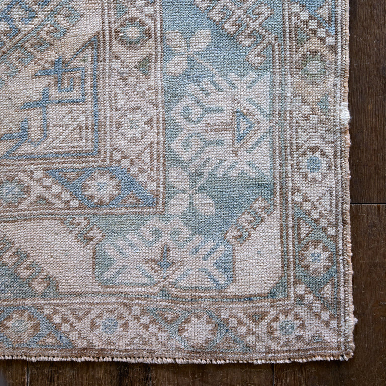 Vintage 1960's Anatolian rug - 4'2" X 6'9"