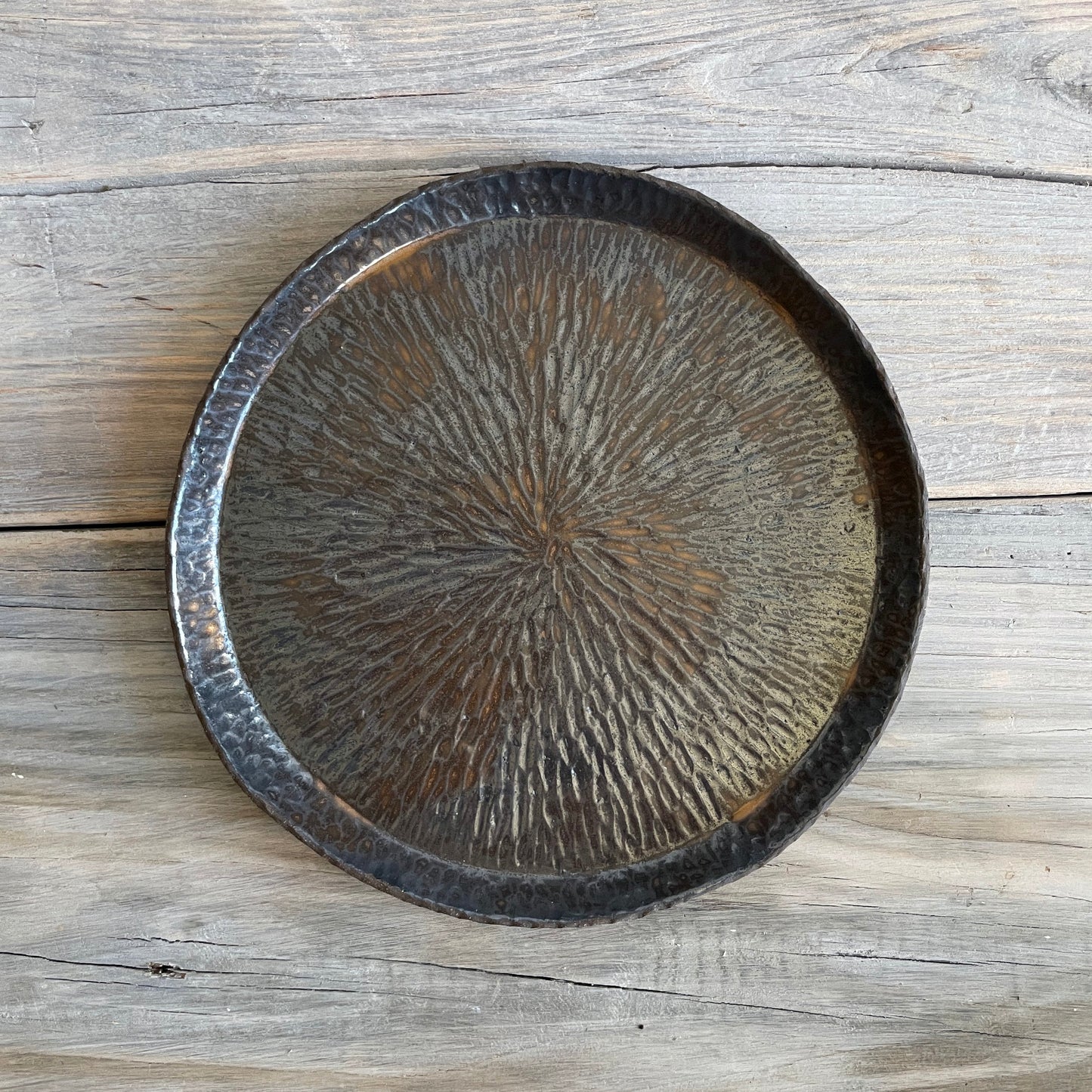 8.25" High-rim Breakfast Plate in Bronze