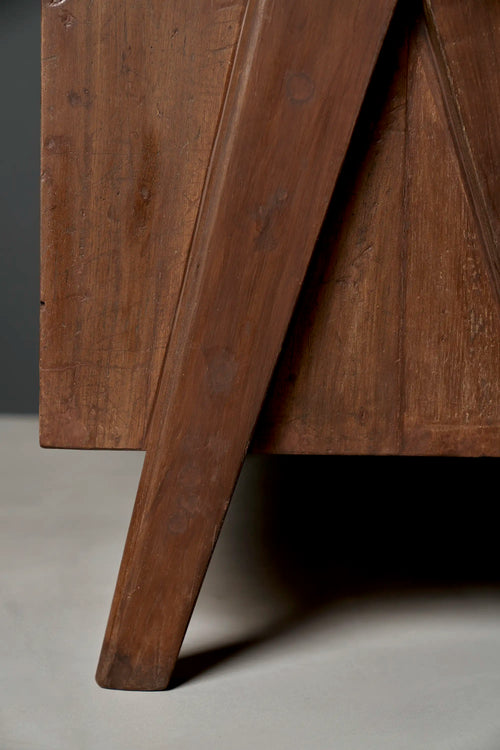Lemieux et Cie Pierre Jeanneret chest of drawers in solid teak - close-up of the compass A-frame leg joint and side panel