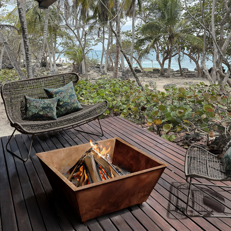Léonie Firepit