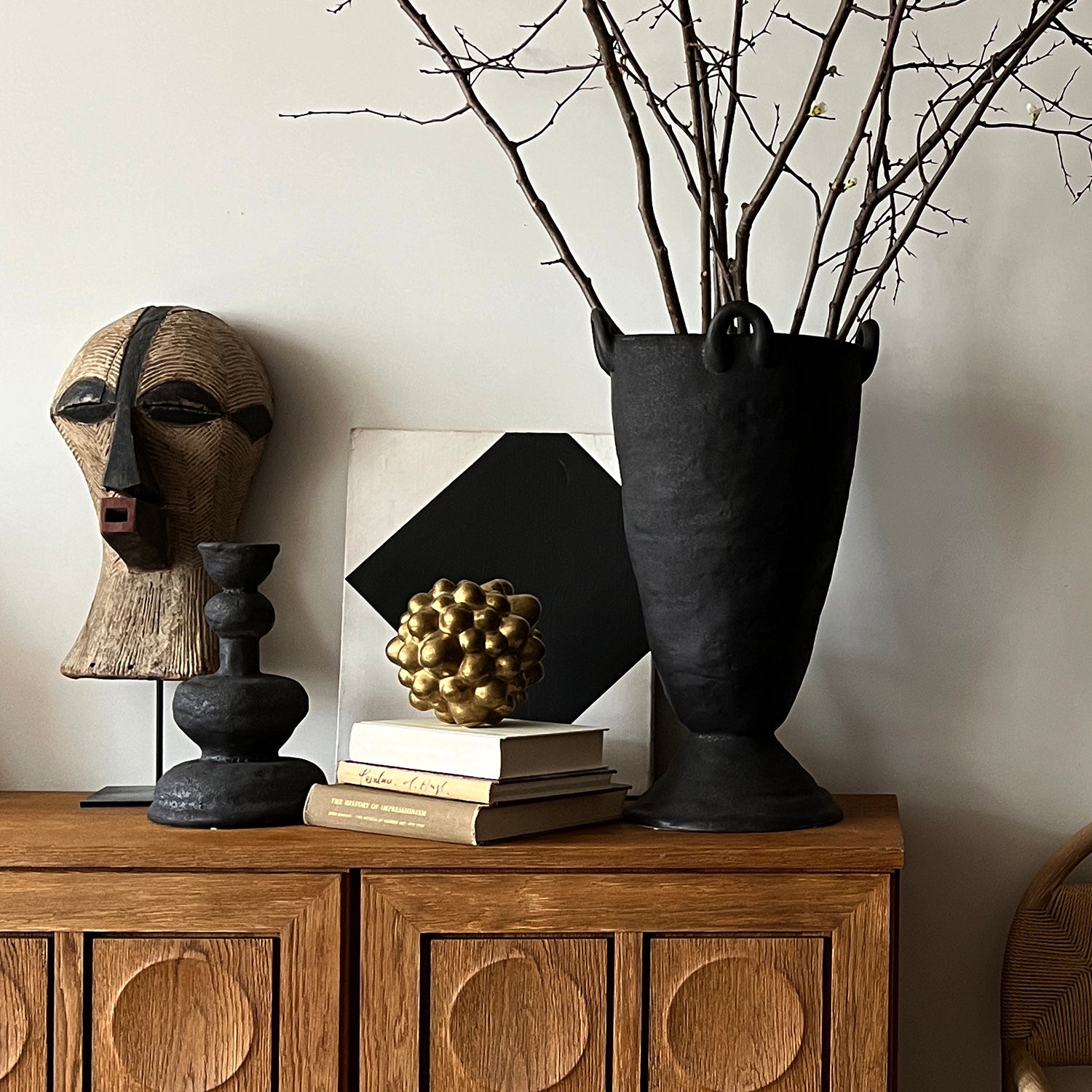 Victoire Vase (Black)