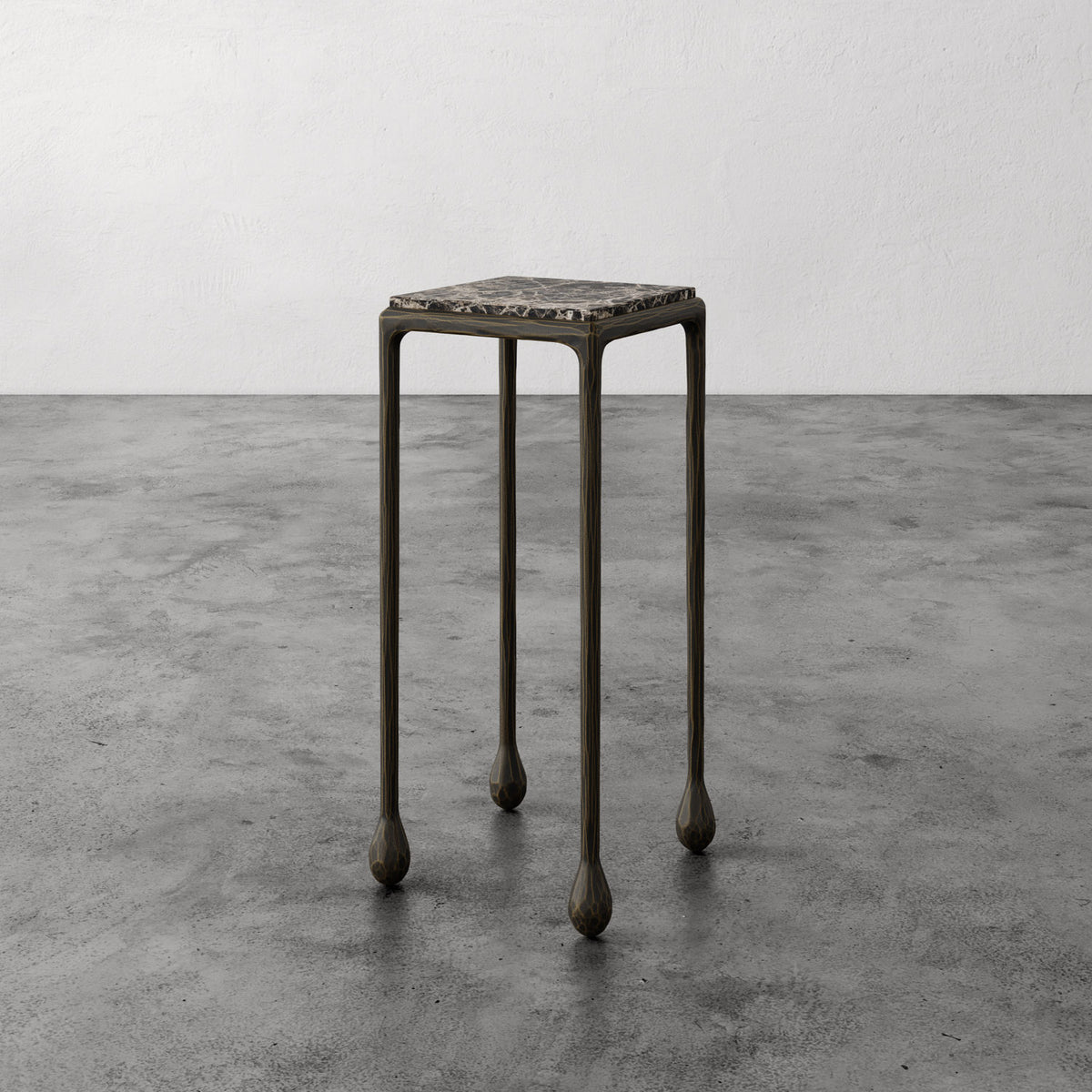Ravelle Drinks Table