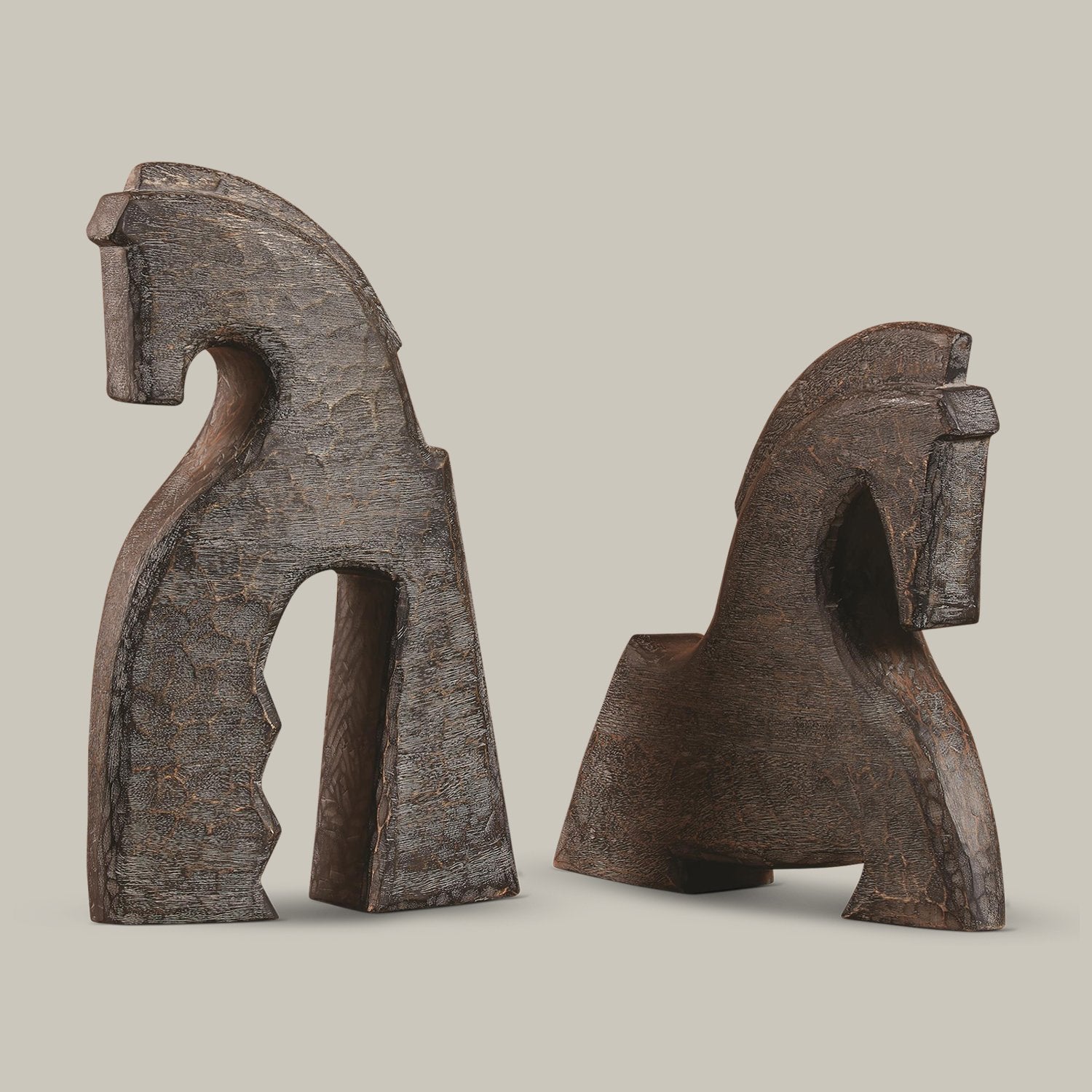Cheval Object