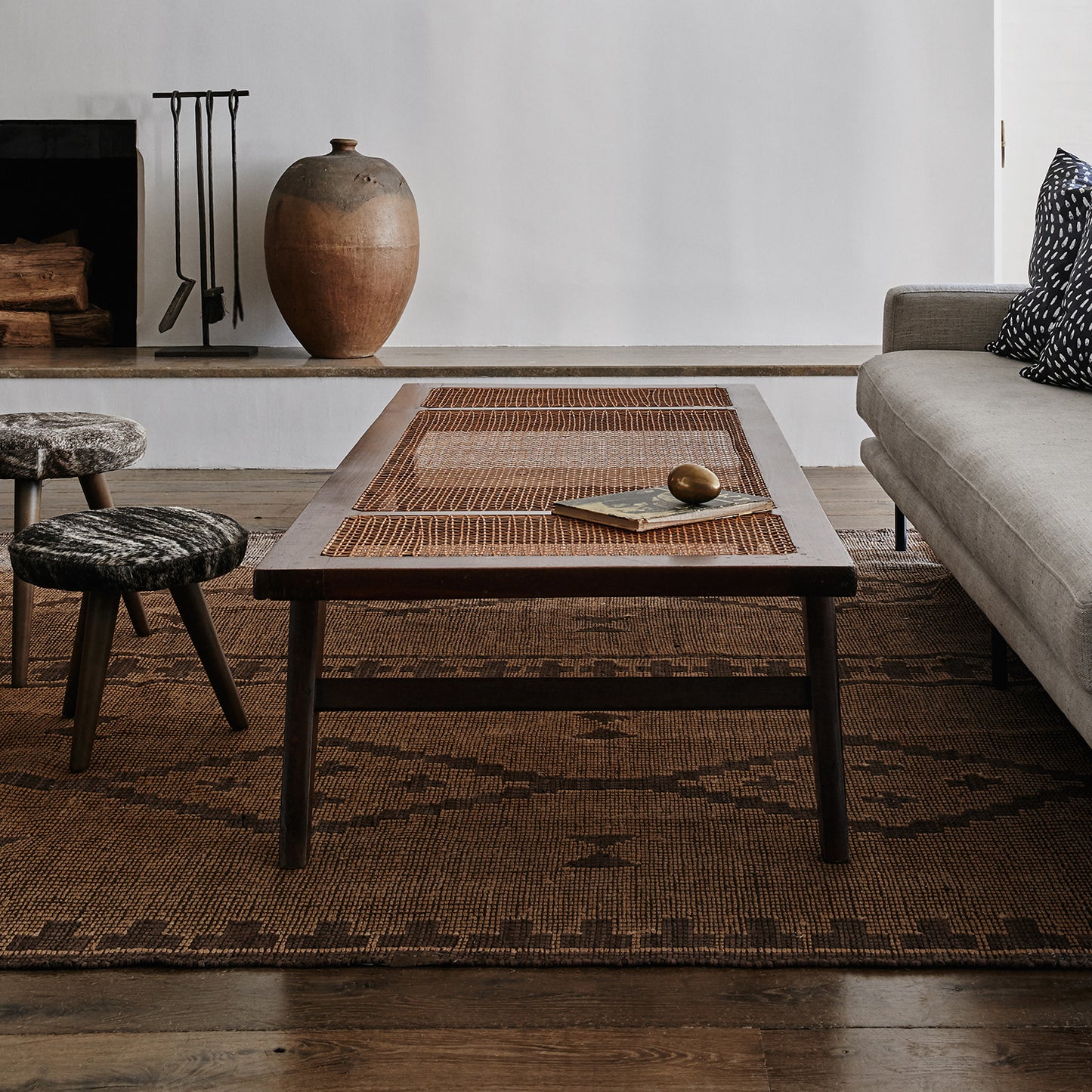 Day bed by Pierre Jeanneret (ca. 1950-1959)